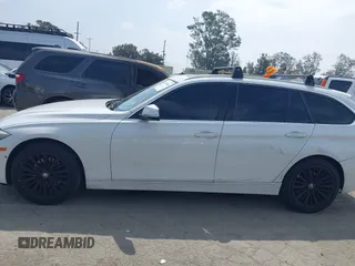 2014 BMW 3 Series 328d xDrive с VIN WBA3K5C50EKT33206, выставлен на аукционе IAAI как лот 42304444 с пробегом 142 918 миль миль и . История ставок и продаж доступна на DreamBid. Изображение 14.