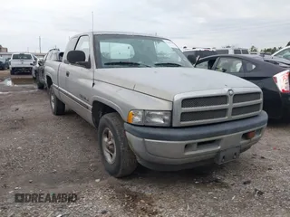 1999 Dodge 1500 with VIN 3B7HC13Y6XM595476, listed as a IAAI auction lot 41360918 with 133,163 mi miles and . Bid and sale history available at carsss.com. Image 1.