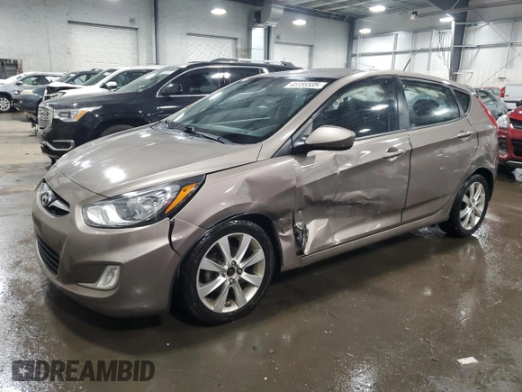 2012 Hyundai Accent SE z VIN KMHCU5AE4CU006515, wystawiony jako Copart lot #45956535 z przebiegiem 59 140 mil mil oraz Szkoda całkowita • Salvage title. Historia ofert i sprzedaży dostępna na DreamBid. Obrazek 1.