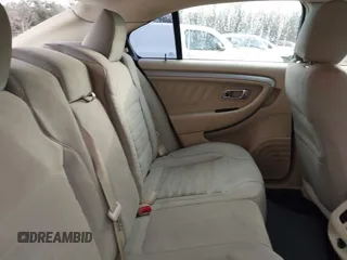2016 Ford Taurus SE z VIN 1FAHP2D83GG131408, wystawiony jako IAAI lot #41552981 z przebiegiem 151 295 mil mil oraz . Historia ofert i sprzedaży dostępna na DreamBid. Obrazek 8.