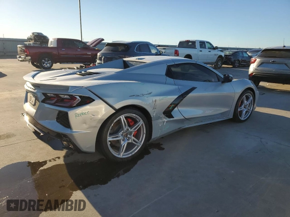 2024 Chevrolet Corvette 2LT z VIN 1G1YB3D44R5111106, wystawiony jako Copart lot #81822654 z przebiegiem 3 279 mil mil oraz Szkoda całkowita • Salvage title. Historia ofert i sprzedaży dostępna na DreamBid. Obrazek 3.