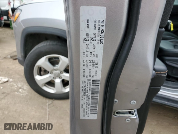 2019 Jeep Compass Altitude with VIN 3C4NJCBB6KT636236, listed as a Copart auction lot 44066075 with 71,612 mi miles and Clean Title. Bid and sale history available at carsss.com. Image 13.