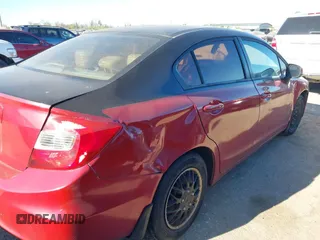 2012 Honda Civic LX z VIN 2HGFB2F59CH610547, wystawiony jako IAAI lot #41842440 z przebiegiem 125 097 mil mil oraz . Historia ofert i sprzedaży dostępna na DreamBid. Obrazek 6.