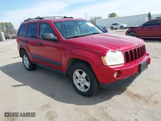 2005 Jeep Grand Cherokee Laredo with VIN 1J8HR48N55C556383, listed as a IAAI auction lot 41814624 with 189,102 mi miles. Bid and sale history available at carsss.com. Image 1.