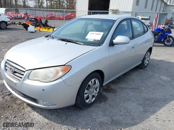 2009 Hyundai Elantra GLS with VIN KMHDU46D09U796385, listed as a IAAI auction lot 42075080 with 194,221 mi miles. Bid and sale history available at carsss.com. Image 2.