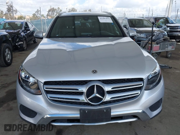 2019 Mercedes-Benz GLC 300 with VIN WDC0G4JB4KV129605, listed as a IAAI auction lot 42207132 with 39,743 mi miles and . Bid and sale history available at DreamBid. Image 12.