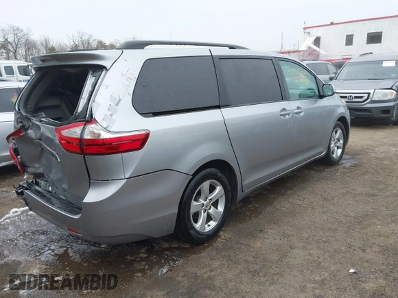 2017 Toyota Sienna LE Auto Access Seat with VIN 5TDKZ3DC4HS898051, listed as a IAAI auction lot 41530873 with 117,576 mi miles. Bid and sale history available at carsss.com. Image 4.