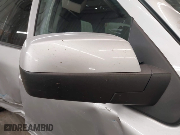 2017 Chevrolet Silverado 1500 LT with VIN 3GCUKREC5HG318772, listed as a IAAI auction lot 42056116 with 82,987 mi miles and . Bid and sale history available at DreamBid. Image 12.