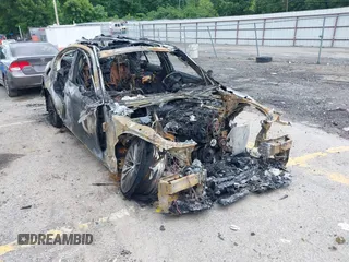 2020 BMW 5 Series 530i z VIN WBAJR3C01LWW66984, wystawiony jako IAAI lot #42244920 z przebiegiem Nie podano mil oraz . Historia ofert i sprzedaży dostępna na DreamBid. Obrazek 1.
