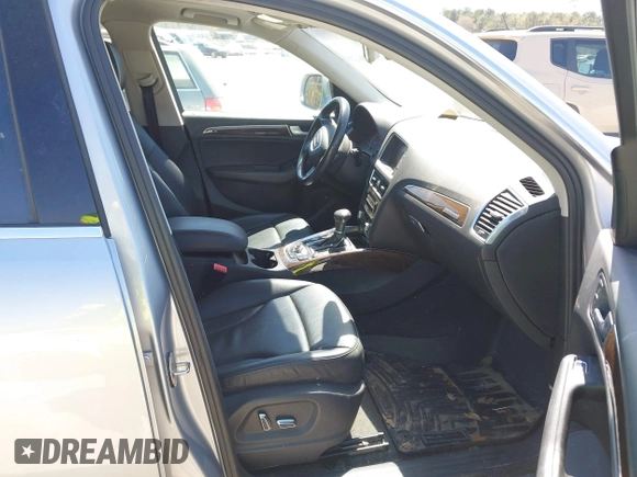 2017 Audi Q5 Premium z VIN WA1C2AFP6HA092605, wystawiony jako IAAI lot #41886465 z przebiegiem 78 345 mil mil oraz . Historia ofert i sprzedaży dostępna na DreamBid. Obrazek 5.