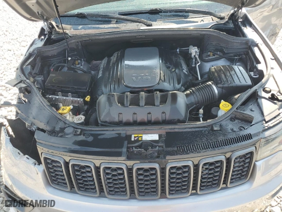 2019 Jeep Grand Cherokee Trailhawk with VIN 1C4RJFLT3KC608285, listed as a Copart auction lot 70768724 with 35,307 mi miles and Salvage Title. Bid and sale history available at carsss.com. Image 12.