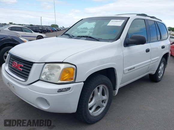 2005 GMC Envoy SLE z VIN 1GKDT13S652279384, wystawiony jako IAAI lot #42208597 z przebiegiem 147 036 mil mil oraz . Historia ofert i sprzedaży dostępna na DreamBid. Obrazek 2.
