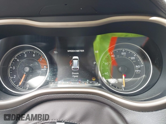 2016 Jeep Cherokee Trailhawk z VIN 1C4PJMBS7GW109189, wystawiony jako IAAI lot #42219470 z przebiegiem 115 197 mil mil oraz . Historia ofert i sprzedaży dostępna na DreamBid. Obrazek 7.