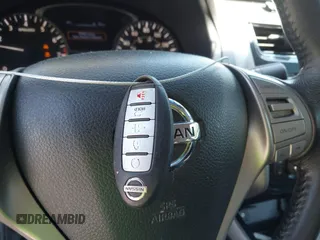 2015 Nissan Altima 2.5 z VIN 1N4AL3AP8FC148631, wystawiony jako IAAI lot #42233849 z przebiegiem 131 225 mil mil oraz . Historia ofert i sprzedaży dostępna na DreamBid. Obrazek 11.