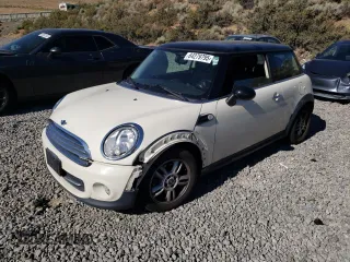 2012 MINI Hardtop с VIN WMWSU3C51CT258713, выставлен на аукционе Copart как лот 64279795 с пробегом 102 285 миль миль и Чистый • Clean title. История ставок и продаж доступна на DreamBid. Изображение 1.