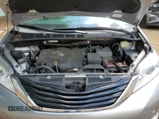 2017 Toyota Sienna LE Auto Access Seat с VIN 5TDKZ3DC4HS895585, выставлен на аукционе Copart как лот 56331015 с пробегом 92 960 миль миль и Списание • Salvage title. История ставок и продаж доступна на DreamBid. Изображение 12.
