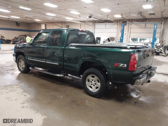 2007 Chevrolet Silverado 1500 LT2 with VIN 1GCEK19B97E120418, listed as a IAAI auction lot 41044613 with 120,062 mi miles. Bid and sale history available at carsss.com. Image 3.