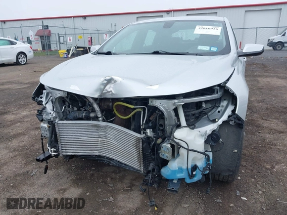2020 Chevrolet Malibu LT with VIN 1G1ZD5ST4LF049938, listed as a IAAI auction lot 42010936 with 28,250 mi miles and . Bid and sale history available at DreamBid. Image 6.