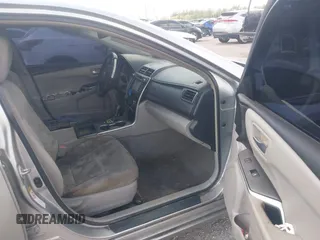 2015 Toyota Camry XLE with VIN 4T1BF1FK0FU093475, listed as a IAAI auction lot 42061877 with 131,618 mi miles. Bid and sale history available at carsss.com. Image 5.
