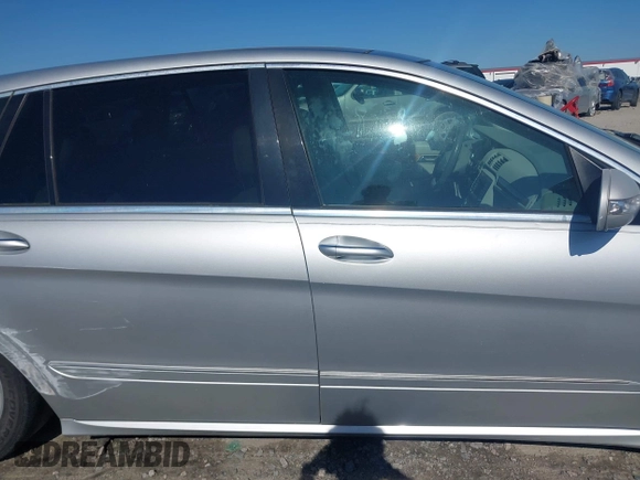 2008 Mercedes-Benz R 3.5L with VIN 4JGCB65E98A071133, listed as a IAAI auction lot 42114647 with 123,389 mi miles and . Bid and sale history available at DreamBid. Image 13.
