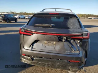 2024 Lexus NX 350 Premium z VIN 2T2GGCEZ1RC056739, wystawiony jako Copart lot #84930254 z przebiegiem 22 096 mil mil oraz Szkoda całkowita • Salvage title. Historia ofert i sprzedaży dostępna na DreamBid. Obrazek 6.