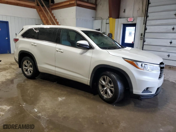 2015 Toyota Highlander LE with VIN 5TDBKRFH8FS198921, listed as a Copart auction lot 50288535 with 95,639 mi miles and Salvage Title. Bid and sale history available at carsss.com. Image 4.