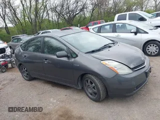 2008 Toyota Prius with VIN JTDKB20U583306977, listed as a IAAI auction lot 42035020 with 212,788 mi miles. Bid and sale history available at carsss.com. Image 1.