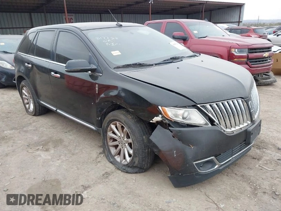 2012 Lincoln MKX z VIN 2LMDJ8JK0CBL17485, wystawiony jako IAAI lot #41697261 z przebiegiem 171 648 mil mil oraz . Historia ofert i sprzedaży dostępna na DreamBid. Obrazek 1.