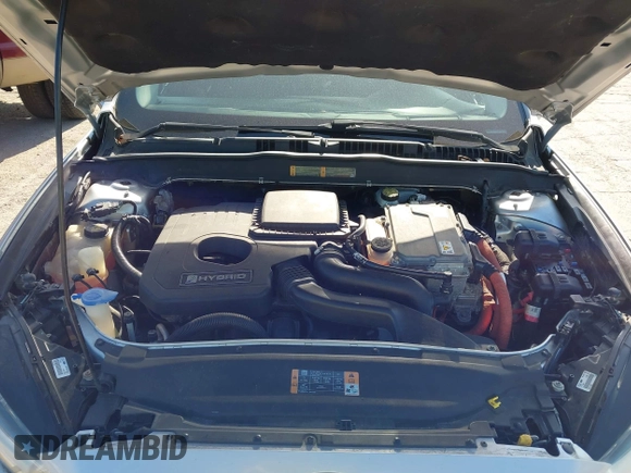 2013 Ford Fusion SE Hybrid with VIN 3FA6P0LU6DR127108, listed as a IAAI auction lot 42023529 with 250,057 mi miles. Bid and sale history available at carsss.com. Image 10.