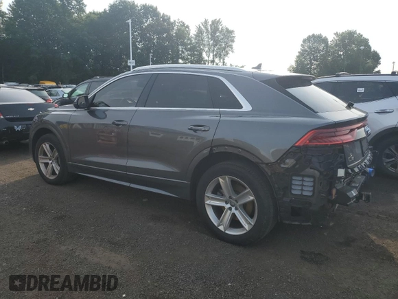 2019 Audi Q8 Premium z VIN WA1AVAF10KD020279, wystawiony jako Copart lot #63042205 z przebiegiem 102 032 mil mil oraz Szkoda całkowita • Salvage title. Historia ofert i sprzedaży dostępna na DreamBid. Obrazek 2.