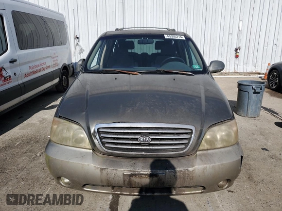 2003 Kia Sedona LX with VIN KNDUP131136362461, listed as a Copart auction lot 45305714 with 80,265 mi miles and Clean Title. Bid and sale history available at carsss.com. Image 5.