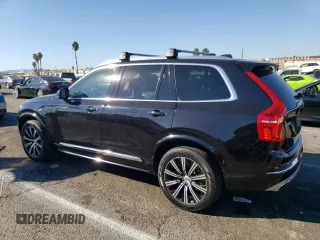 2021 Volvo XC90 Inscription Expression with VIN YV4BR0CL2M1675561, listed as a Copart auction lot 71400423 with 24,550 mi miles. Bid and sale history available at carsss.com. Image 2.