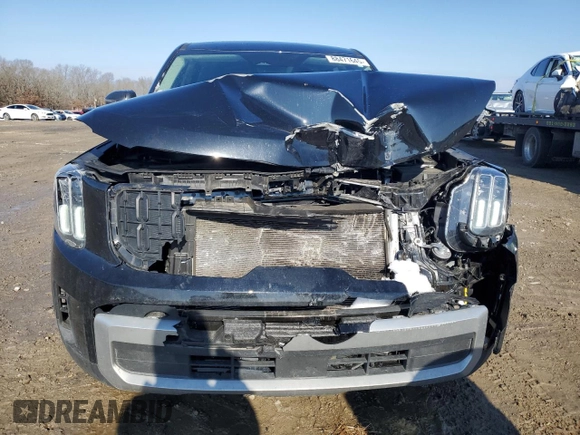 2023 Kia Telluride LX with VIN 5XYP24GC6PG376903, listed as a Copart auction lot 88471645 with 36,922 mi miles and Salvage title. Bid and sale history available at DreamBid. Image 5.