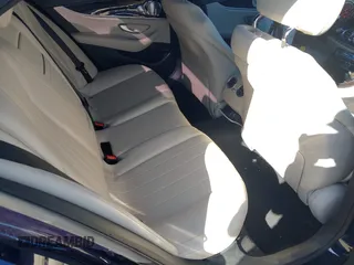 2019 Mercedes-Benz E 300 with VIN WDDZF4JB5KA523255, listed as a IAAI auction lot 41731107 with 22,065 mi miles and . Bid and sale history available at DreamBid. Image 8.