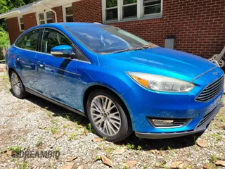 2015 Ford Focus Titanium с VIN 1FADP3J29FL239008, выставлен на аукционе IAAI как лот 42568695 с пробегом 120 742 миль миль и . История ставок и продаж доступна на DreamBid. Изображение 1.