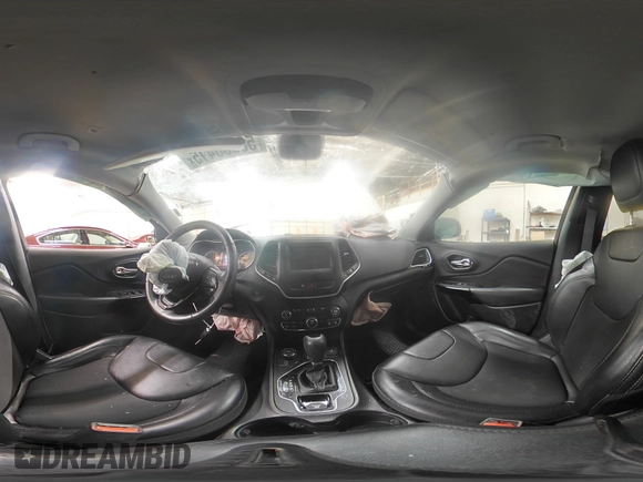 2019 Jeep Cherokee Altitude с VIN 1C4PJMLX6KD301833, выставлен на аукционе Copart как лот 58060415 с пробегом 78 328 миль миль и Списание • Salvage title. История ставок и продаж доступна на DreamBid. Изображение 15.