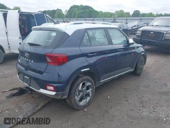 2024 Hyundai Venue SEL with VIN KMHRC8A32RU298638, listed as a IAAI auction lot 39283776 with 1,370 mi miles and . Bid and sale history available at DreamBid. Image 4.