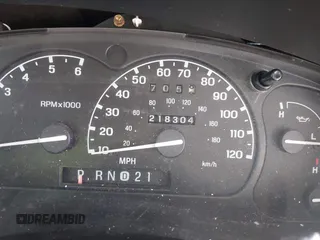 2000 Ford Explorer z VIN 1FMZU85P3YZA94717, wystawiony jako IAAI lot #42029041 z przebiegiem 218 304 mil mil oraz . Historia ofert i sprzedaży dostępna na DreamBid. Obrazek 7.