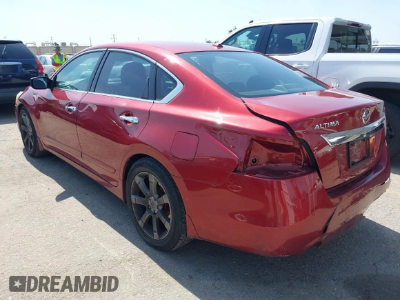 2015 Nissan Altima 2.5 S with VIN 1N4AL3AP1FC100503, listed as a IAAI auction lot 41850289 with 146,745 mi miles. Bid and sale history available at carsss.com. Image 3.