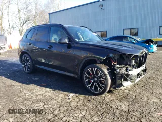 2022 BMW X5 M z VIN 5YMJU0C06N9M49374, wystawiony jako Copart lot #41621645 z przebiegiem 36 242 mil mil oraz Szkoda całkowita • Salvage title. Historia ofert i sprzedaży dostępna na DreamBid. Obrazek 4.