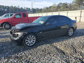 2006 BMW 3 Series 325xi z VIN WBAVD13516KV00055, wystawiony jako Copart lot #50733535 z przebiegiem 136 505 mil mil oraz Czysty tytuł • Clean title. Historia ofert i sprzedaży dostępna na DreamBid. Obrazek 1.