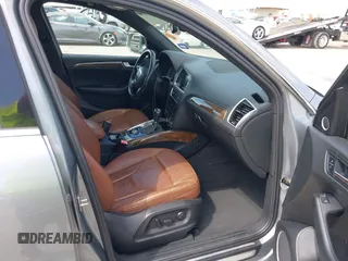2010 Audi Q5 Prestige z VIN WA1VKAFP9AA076476, wystawiony jako IAAI lot #40381290 z przebiegiem 144 876 mil mil oraz . Historia ofert i sprzedaży dostępna na DreamBid. Obrazek 5.