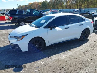 2021 Toyota Corolla SE with VIN 5YFS4MCE2MP076133, listed as a IAAI auction lot 40924622 with 95,730 mi miles. Bid and sale history available at carsss.com. Image 17.