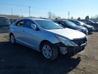 2011 Hyundai Sonata GLS with VIN 5NPEB4AC7BH256366, listed as a IAAI auction lot 41881465 with 184,161 mi miles and . Bid and sale history available at carsss.com. Image 1.