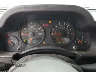 2008 Jeep Wrangler Unlimited X z VIN 1J4GA39168L584918, wystawiony jako Copart lot #56888305 z przebiegiem 213 274 mil mil oraz Czysty tytuł • Clean title. Historia ofert i sprzedaży dostępna na DreamBid. Obrazek 9.