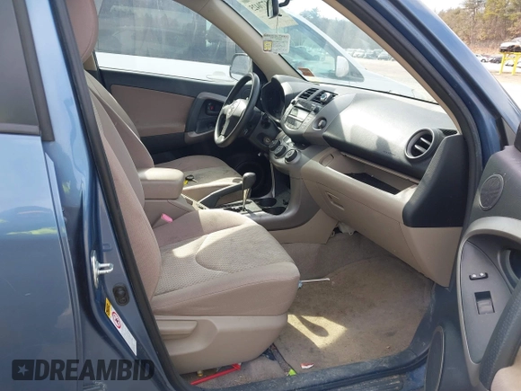 2008 Toyota RAV4 with VIN JTMBD33V685187619, listed as a IAAI auction lot 41770425 with 185,353 mi miles. Bid and sale history available at carsss.com. Image 5.