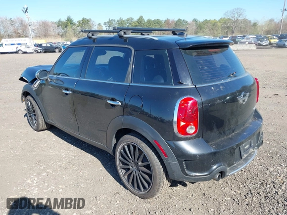 2012 MINI Countryman S with VIN WMWZC3C52CWM27234, listed as a IAAI auction lot 39264317 with 177,398 mi miles and . Bid and sale history available at DreamBid. Image 3.
