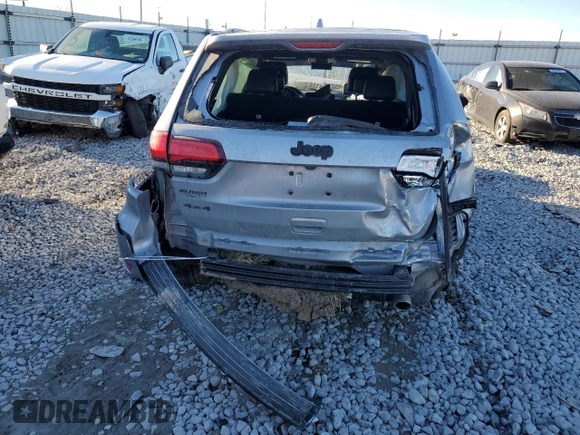 2018 Jeep Grand Cherokee Altitude with VIN 1C4RJFAG2JC123592, listed as a Copart auction lot 47228545 with Not provided miles and Salvage title. Bid and sale history available at DreamBid. Image 6.