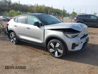 2022 Volvo C40 Ultimate с VIN YV4ED3GBXN2008666, выставлен на аукционе IAAI как лот 42158415 с пробегом 22 874 миль миль и . История ставок и продаж доступна на DreamBid. Изображение 1.