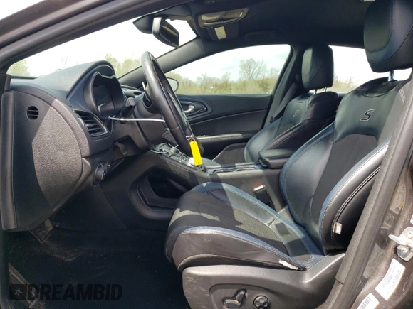 2015 Chrysler 200 S with VIN 1C3CCCDG3FN618085, listed as a Copart auction lot 53937485 with 126,686 mi miles and Salvage Title. Bid and sale history available at carsss.com. Image 7.